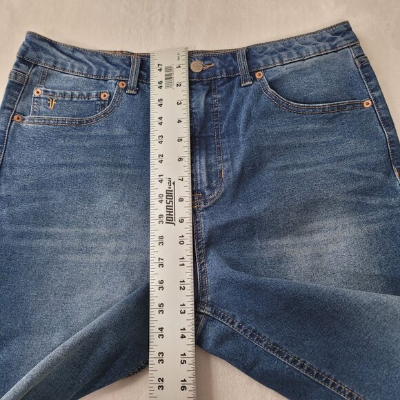 Frye Women's Straight Leg Blue Denim Jeans Size 12/31 - Picture 8 of 13